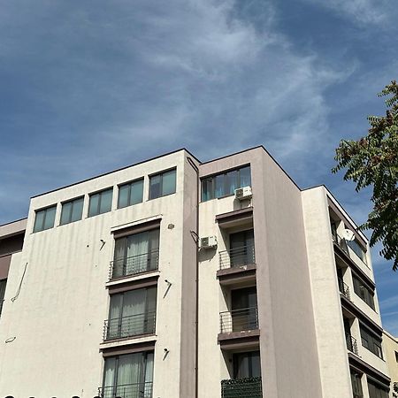 Centru Unirii Luxury Vip Apartament 2 Camere 98 Mp ! Parcare Subterana Privata Incalzita Iarna Si Climatizata Vara Doar Cu Rezervare In Limita Locurilor Disponibile ! Proprietate In Regim Hoteliep - Nu Are Bucatarie ! Bucarest Exterior foto