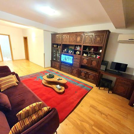 Centru Unirii Luxury Vip Apartament 2 Camere 98 Mp ! Parcare Subterana Privata Incalzita Iarna Si Climatizata Vara Doar Cu Rezervare In Limita Locurilor Disponibile ! Proprietate In Regim Hoteliep - Nu Are Bucatarie ! Bucarest Exterior foto